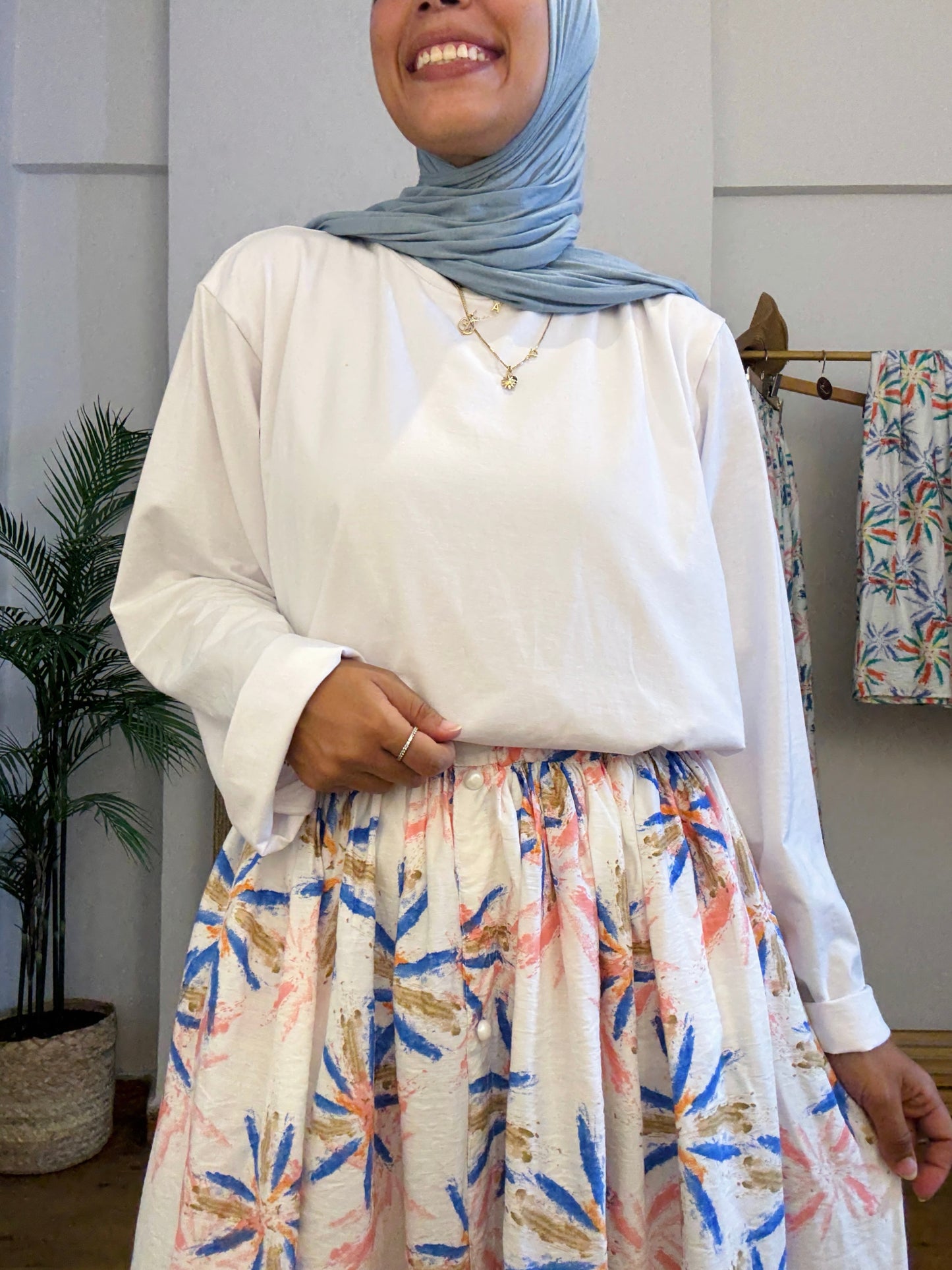 FLORAL SKIRT - جيب مشجرة