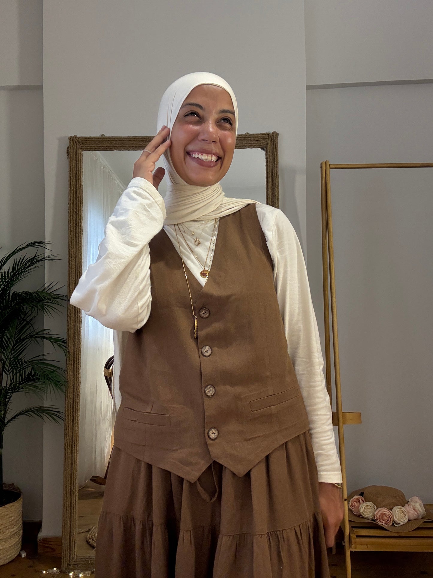 VEST QAMAR - فست قمر
