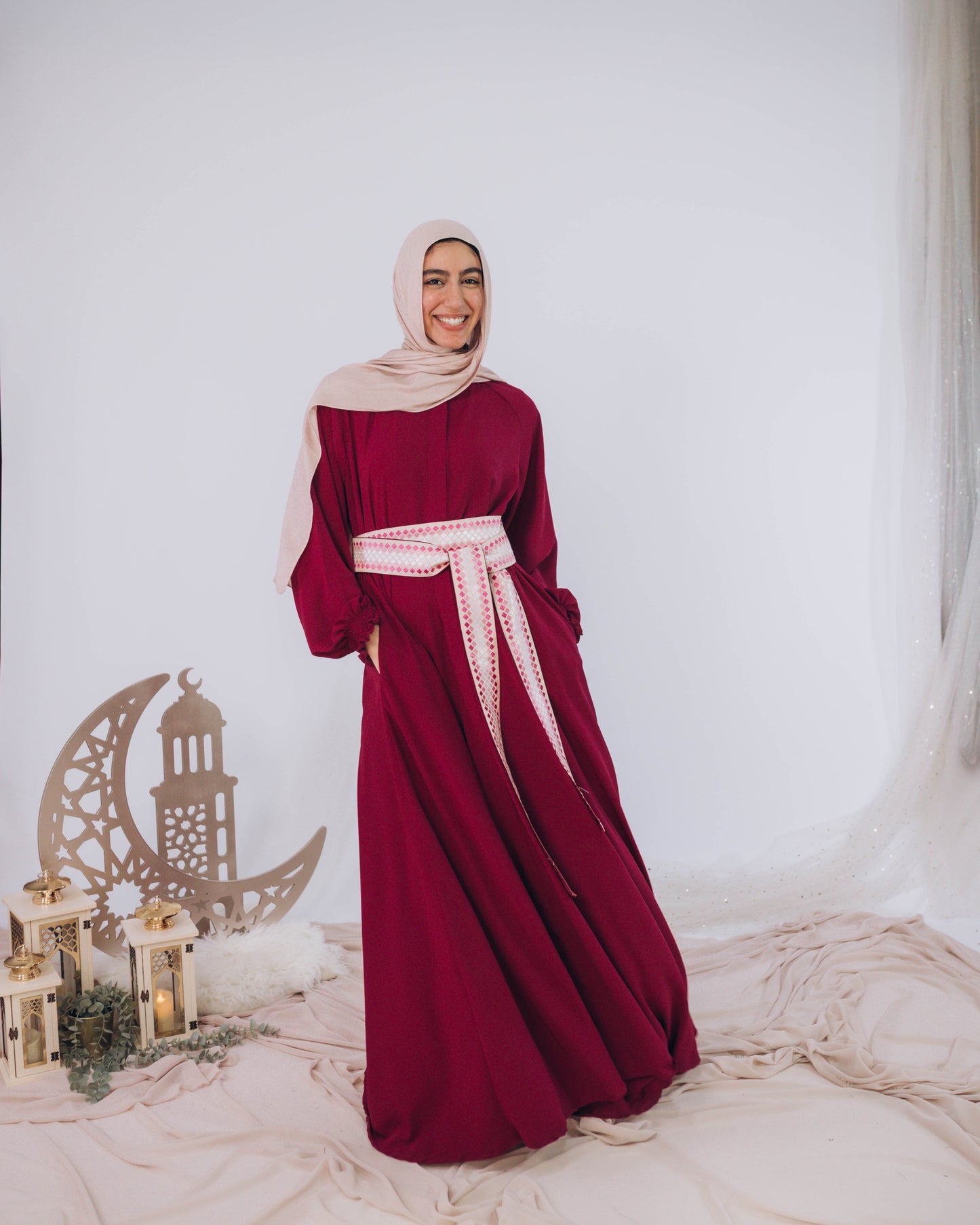 NAQIYA DRESS . نقية