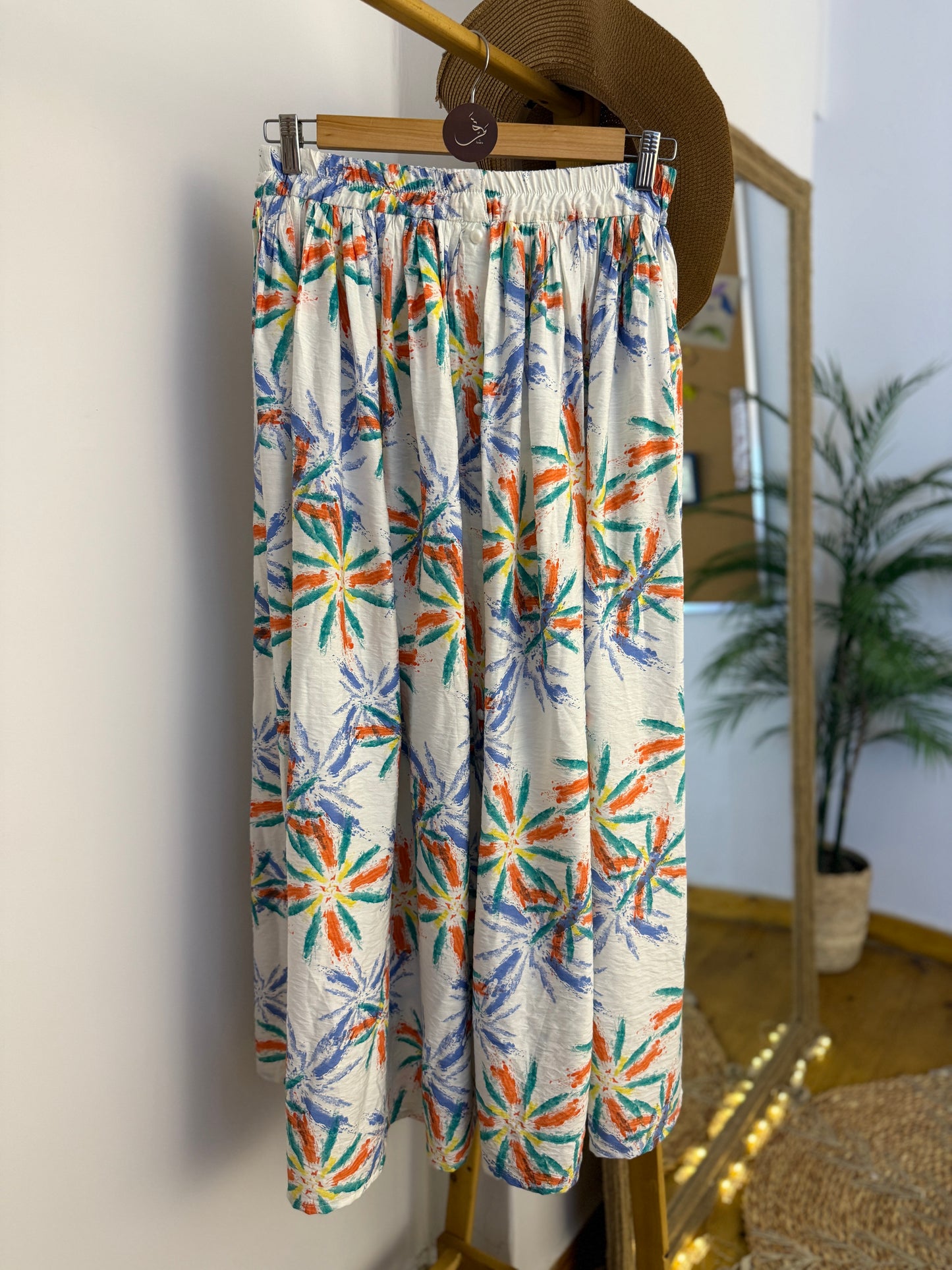 FLORAL SKIRT - جيب مشجرة
